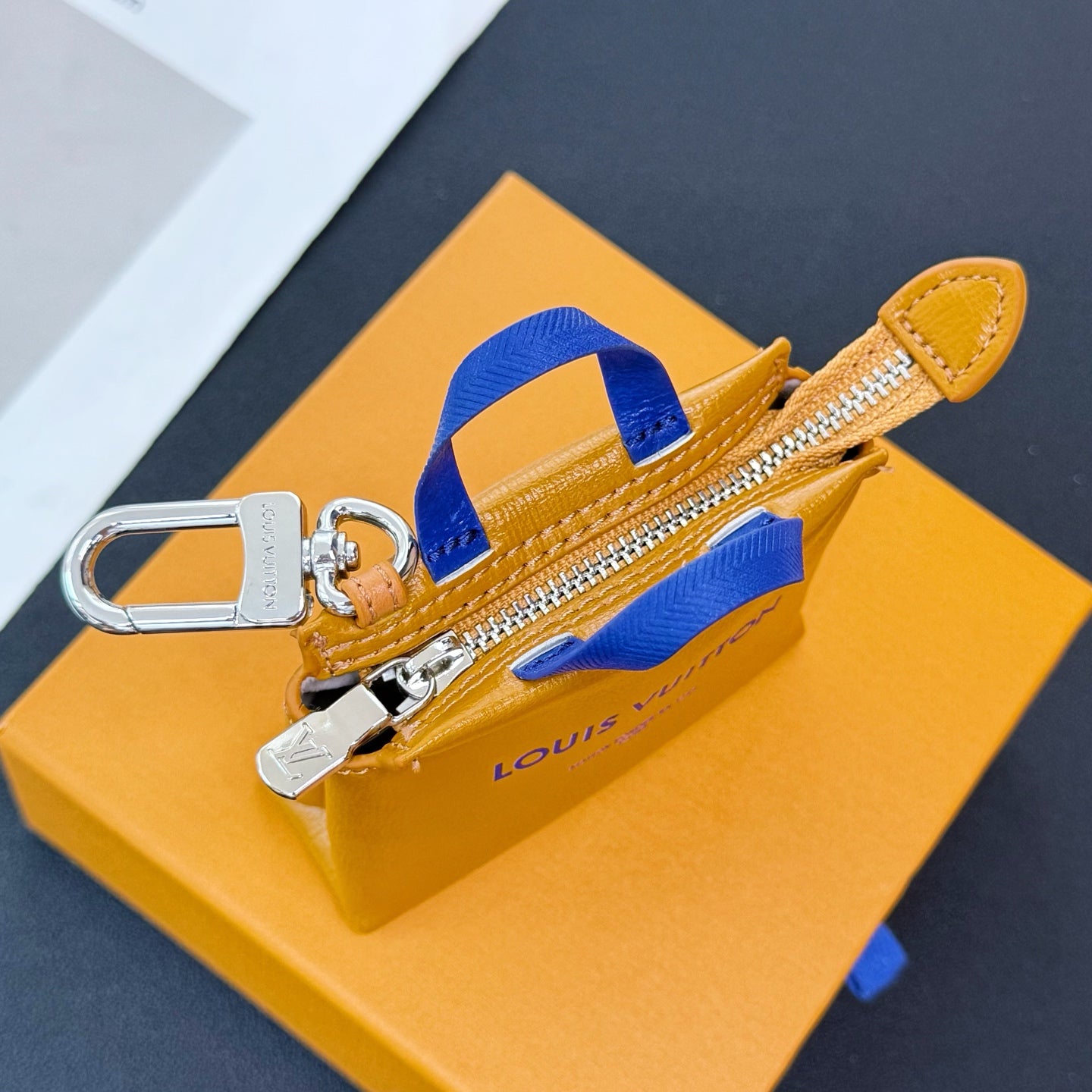35ZE4A Popular bag 's charms accessories
