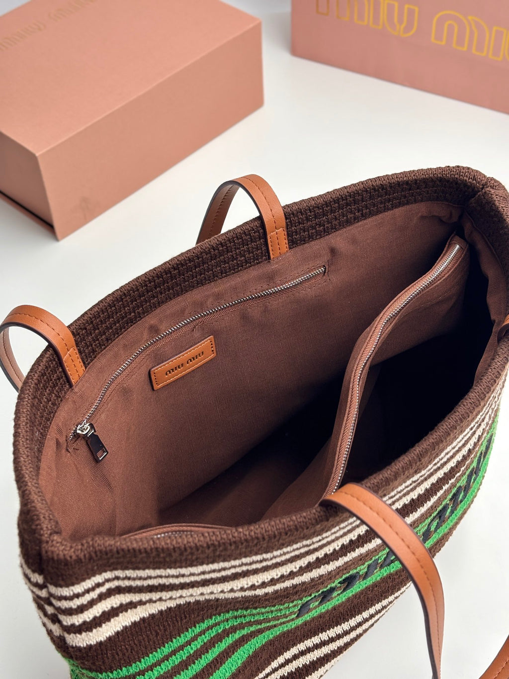 1XA78B Popular    Woven Bag