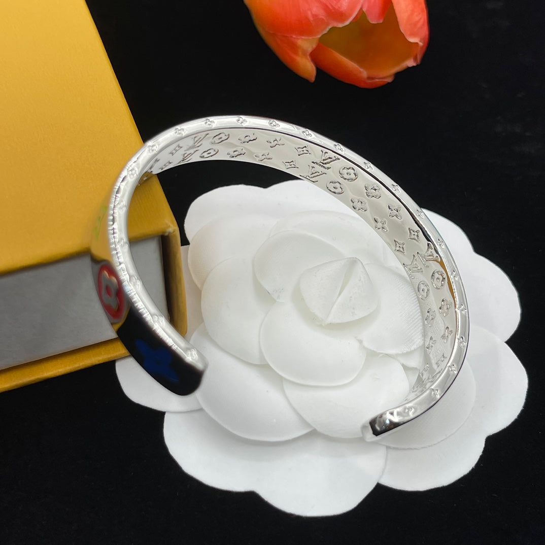 14E1054K  Popular Bracelets