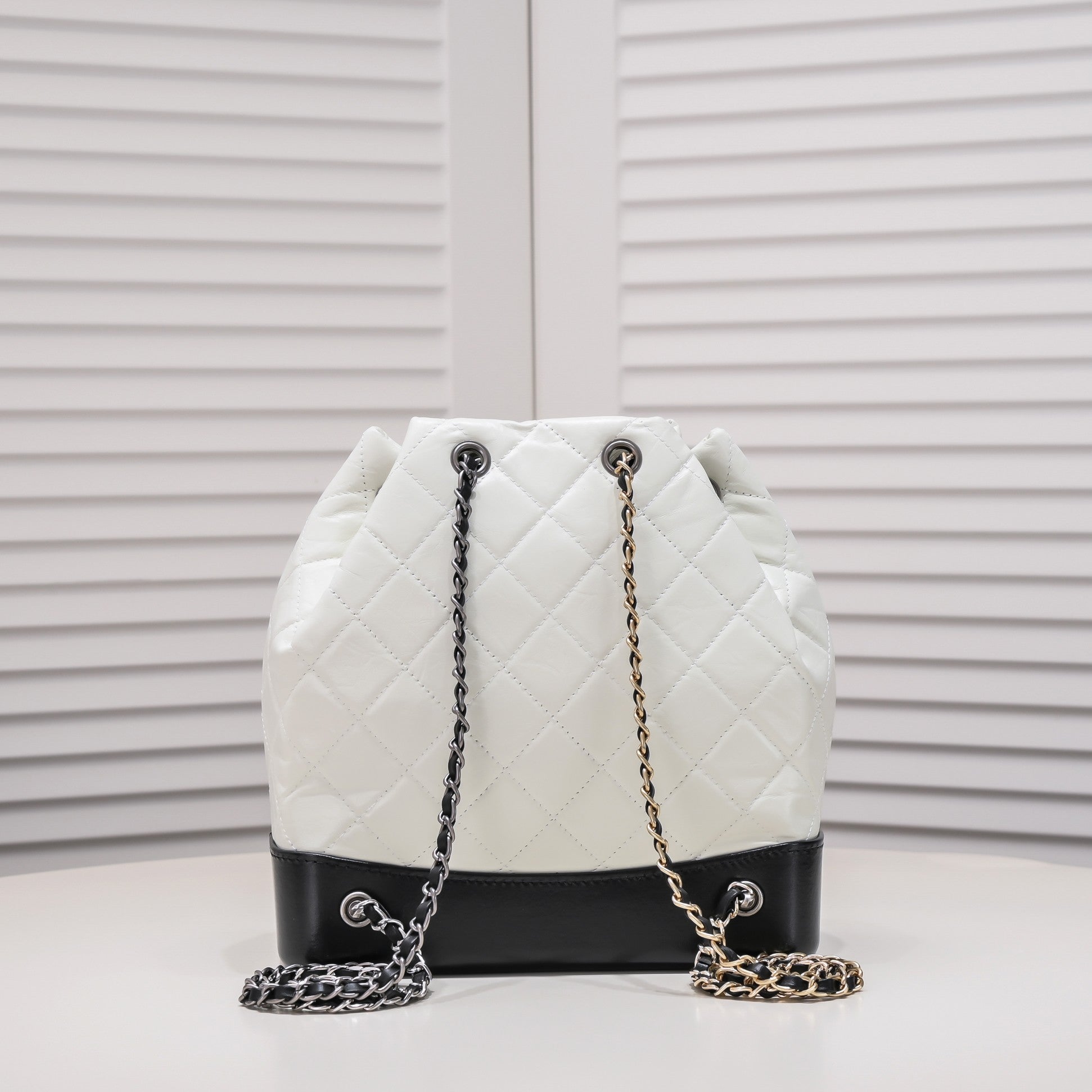 1XC262B Popular    leather bag 