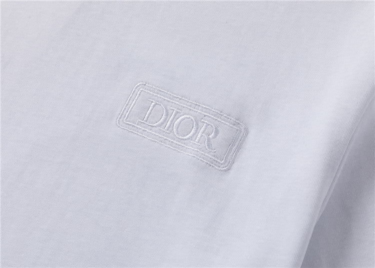 135WD86U  Popular T-shirts