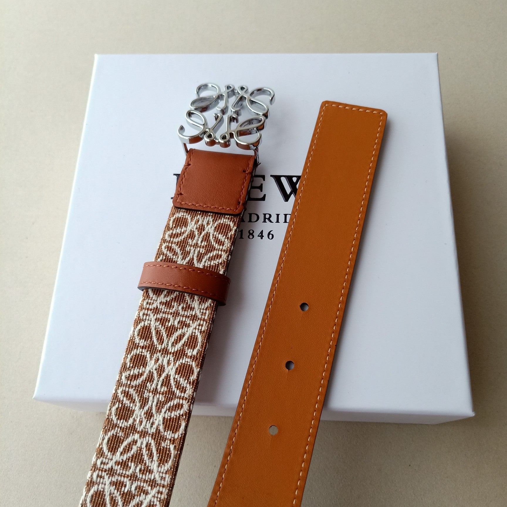 1115QA9P Popular High quality belt With full package