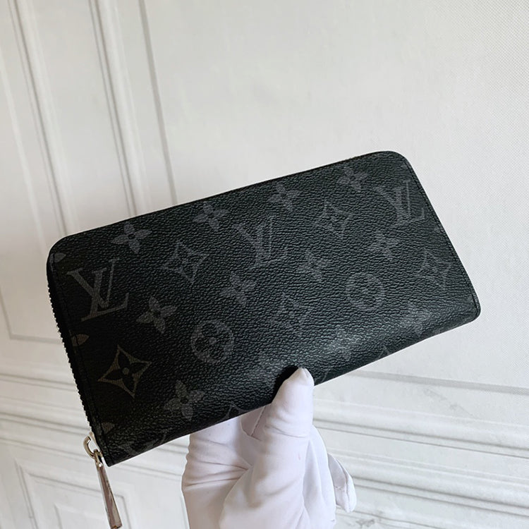 1E03B Popular leather wallets
