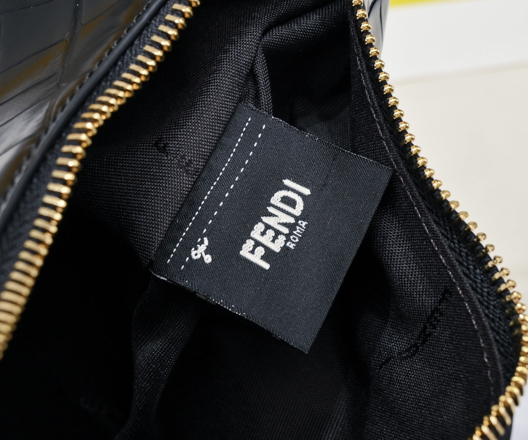 B1X66F2 Popular high-quality leather bag