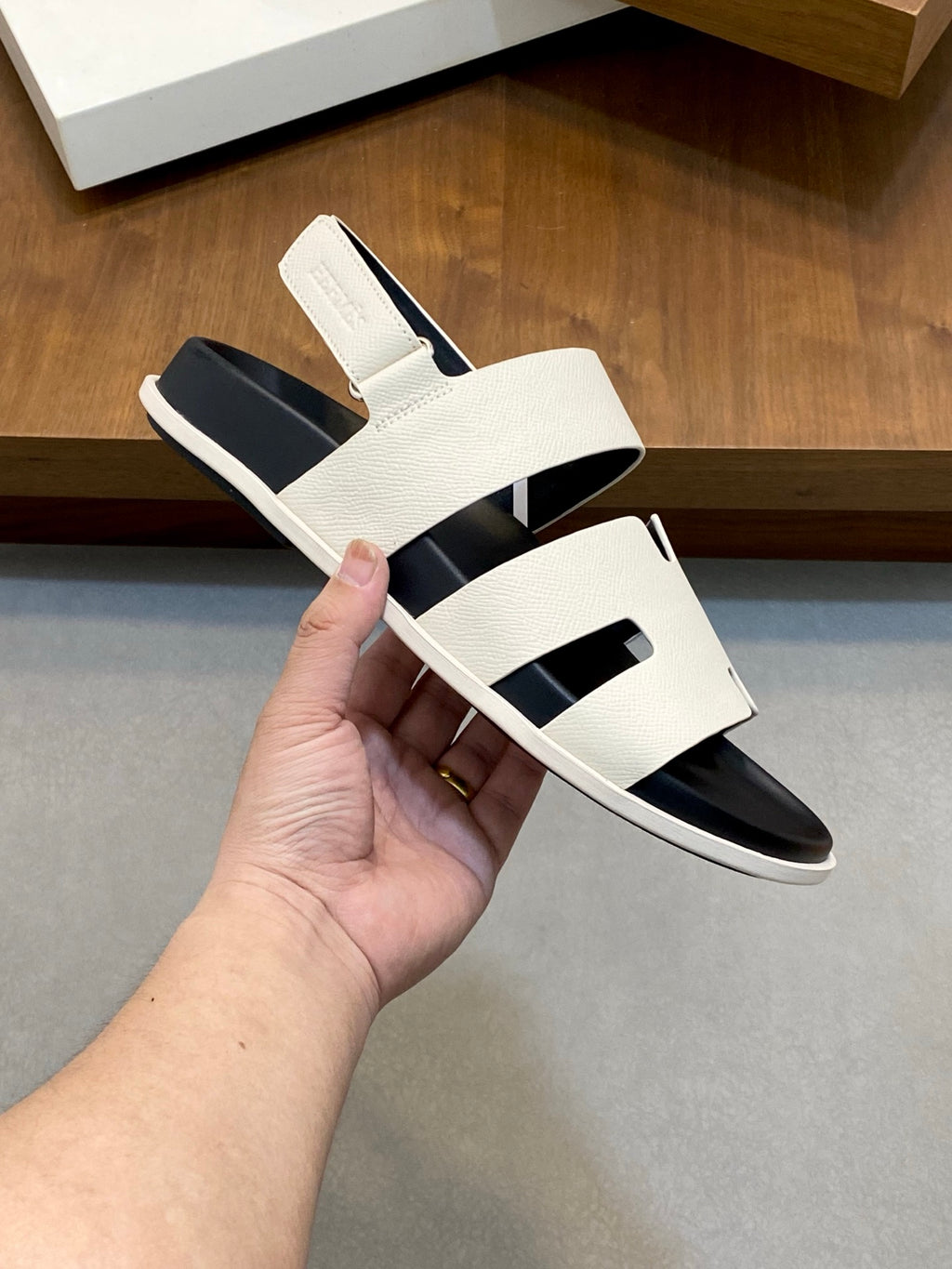 236PH19Z Popular high-quality leather Shoes