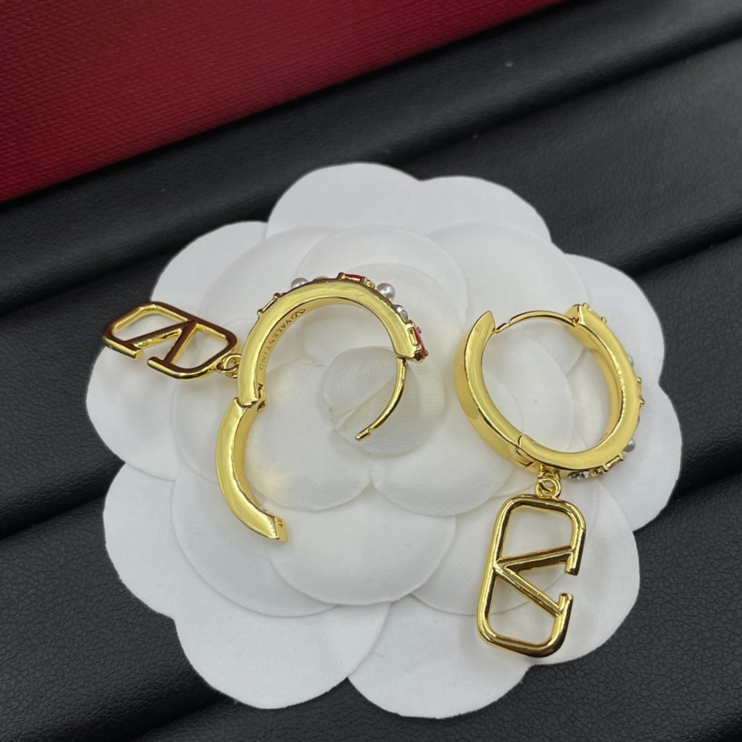 14VL352E Popular Earrings