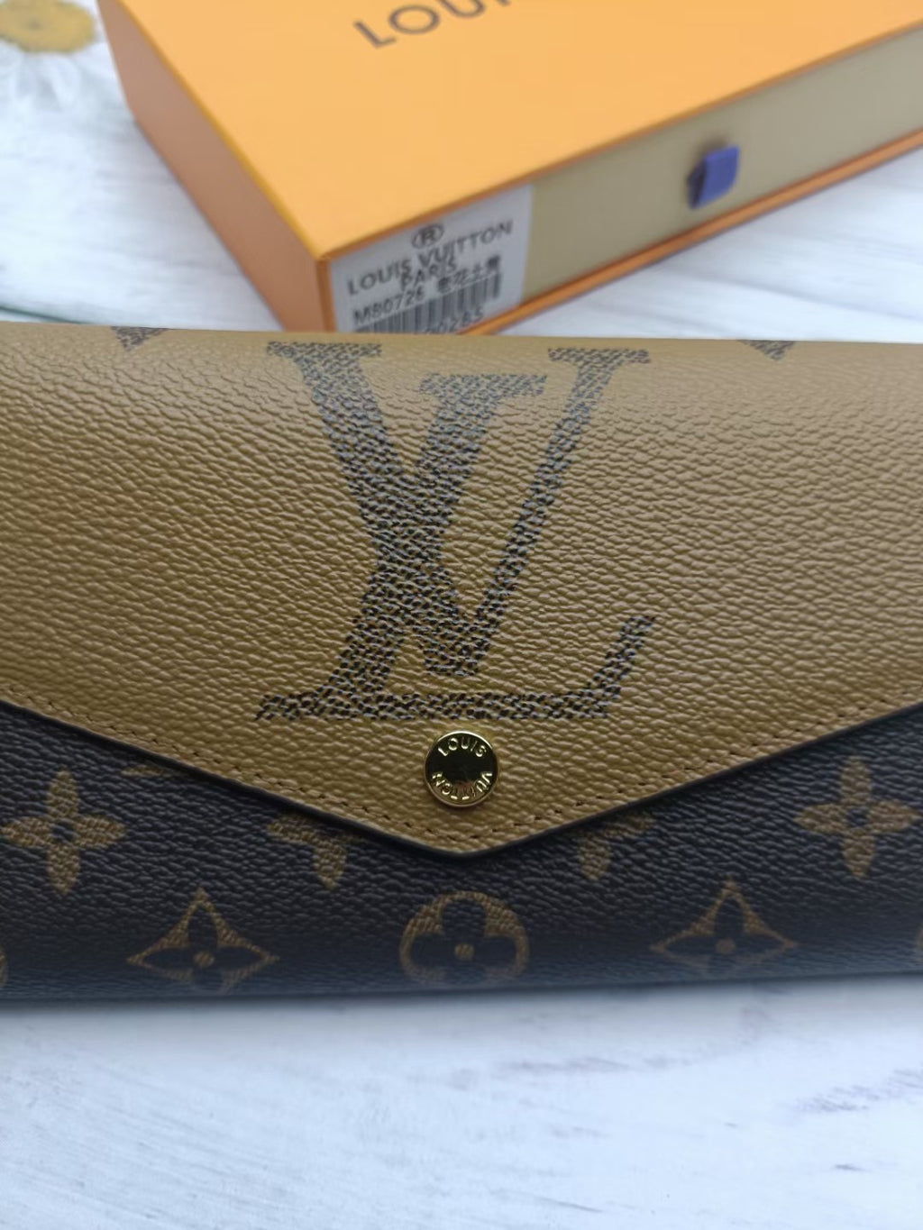 1XE93B Popular  leather wallets