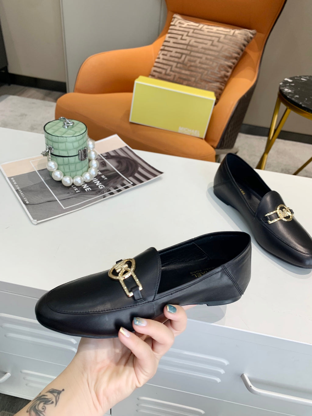 2105QA185Z Popular high-quality leather shoes