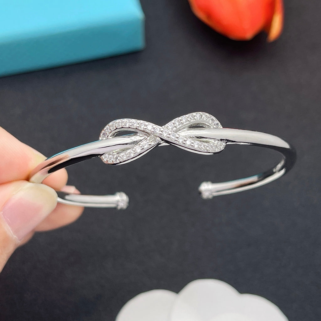 136NT88K Popular Bracelets