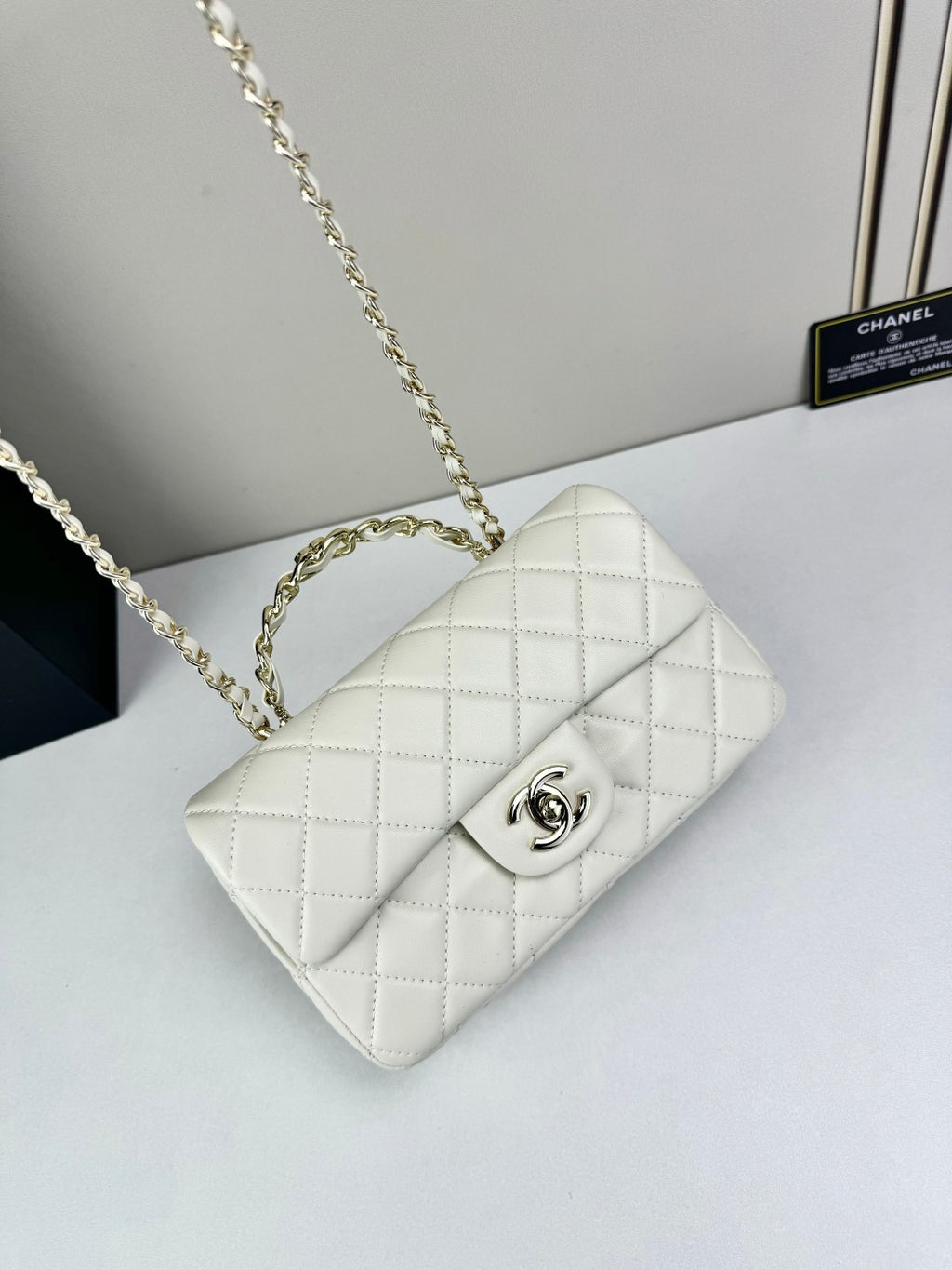 B1X66C5 Popular high-quality leather bag