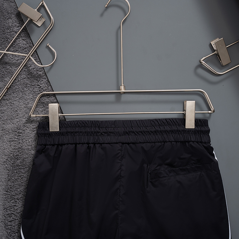 136NE32U Popular shorts