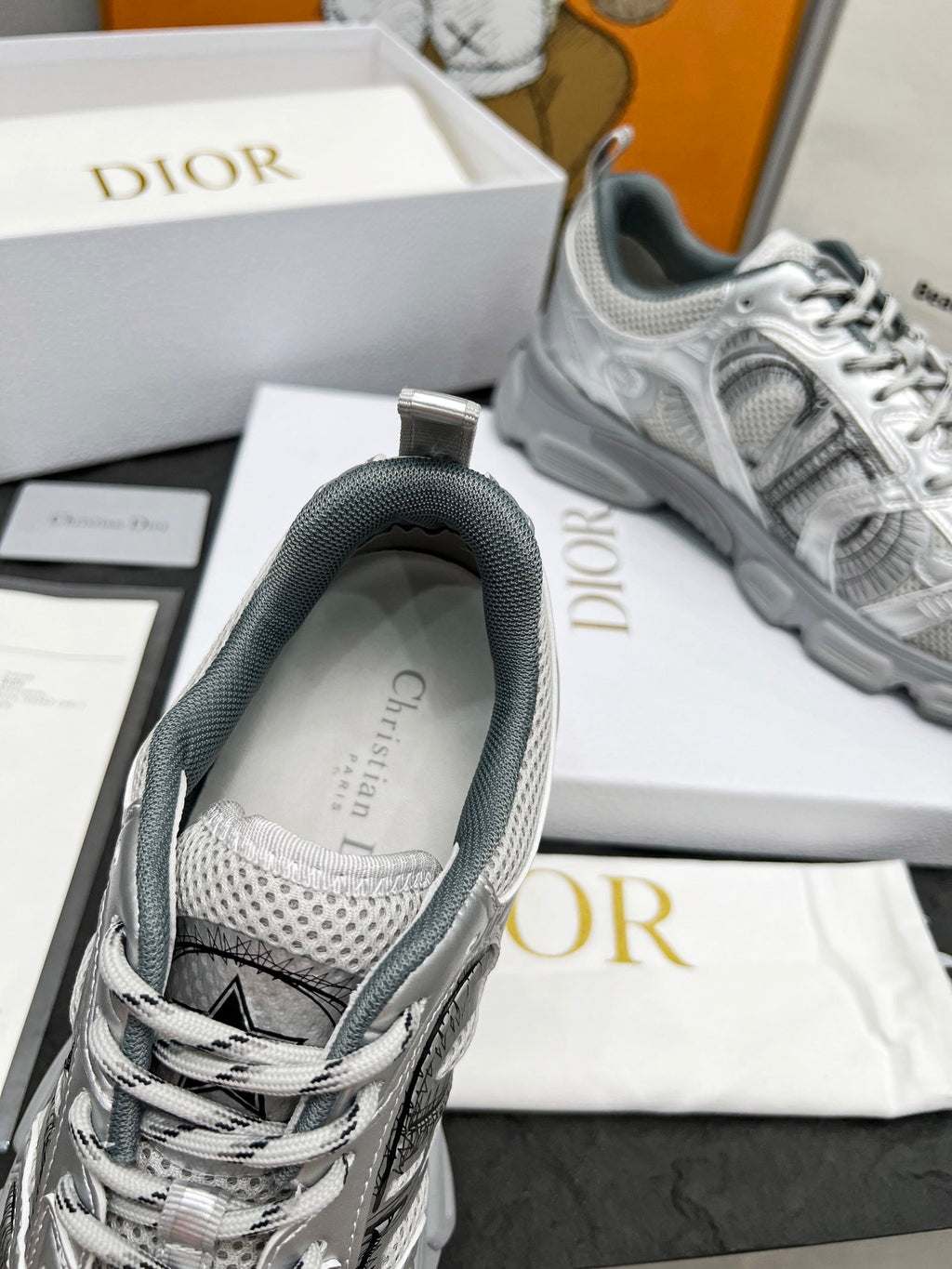 2105QD311Z Popular high-quality Shoes