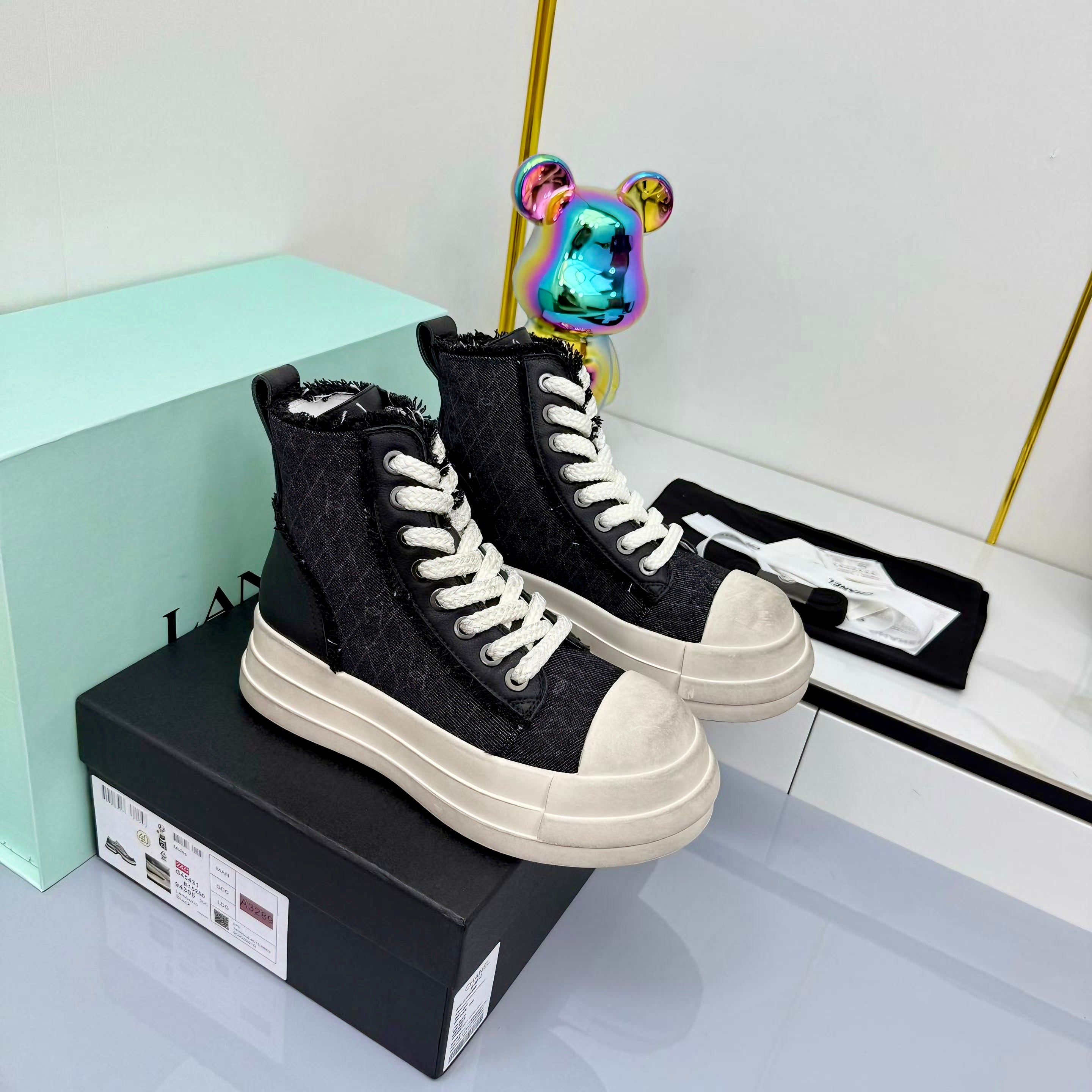 2105QC385Z Popular high-quality Boots