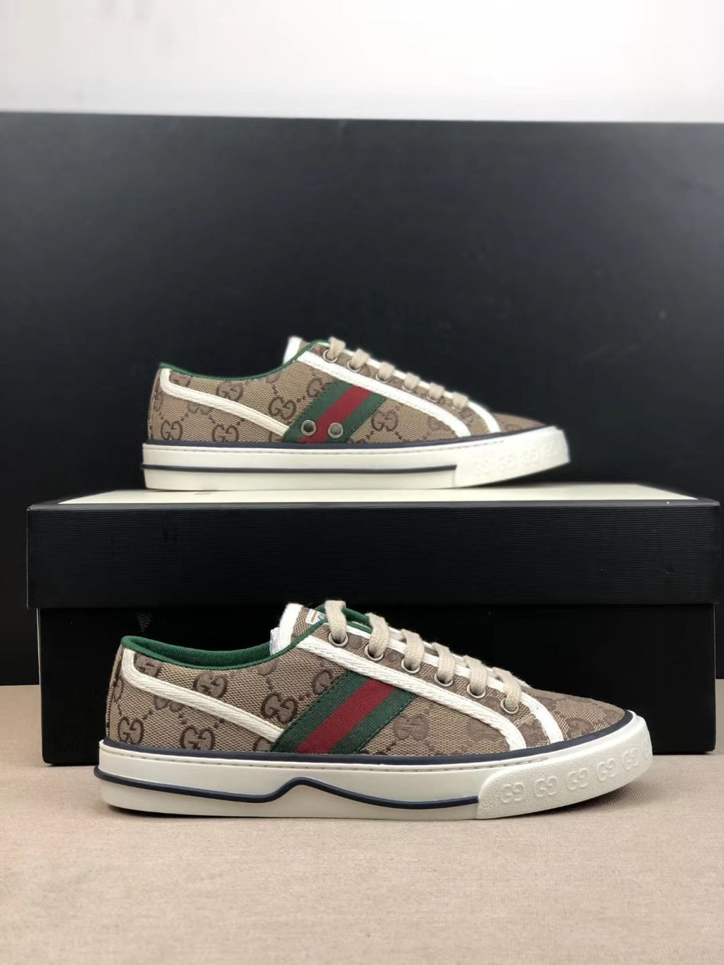 285RB8Z  Popular high-quality shoes