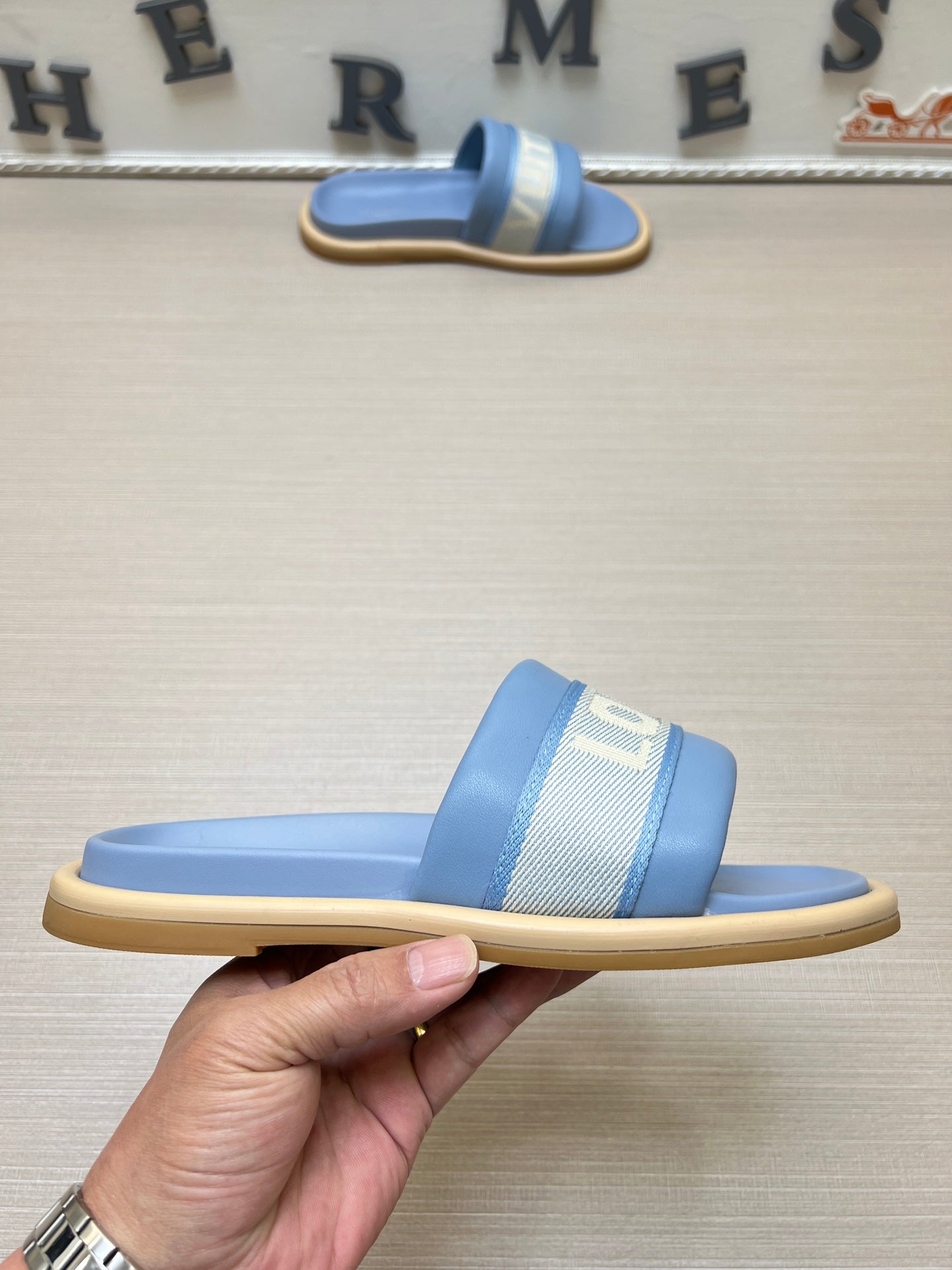535ZE298Z Popular Slippers