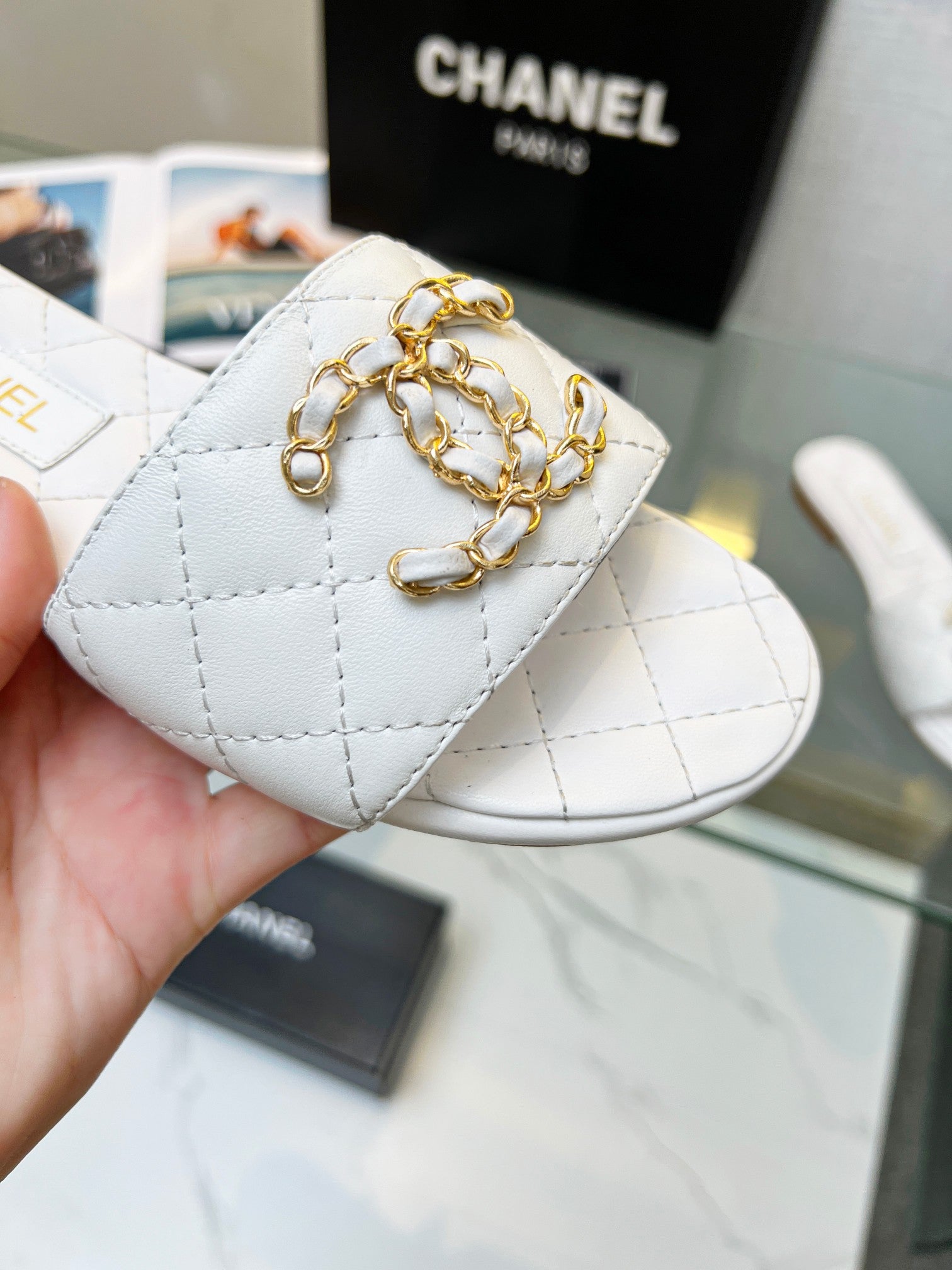 245RC12Z Popular genuine leather slippers