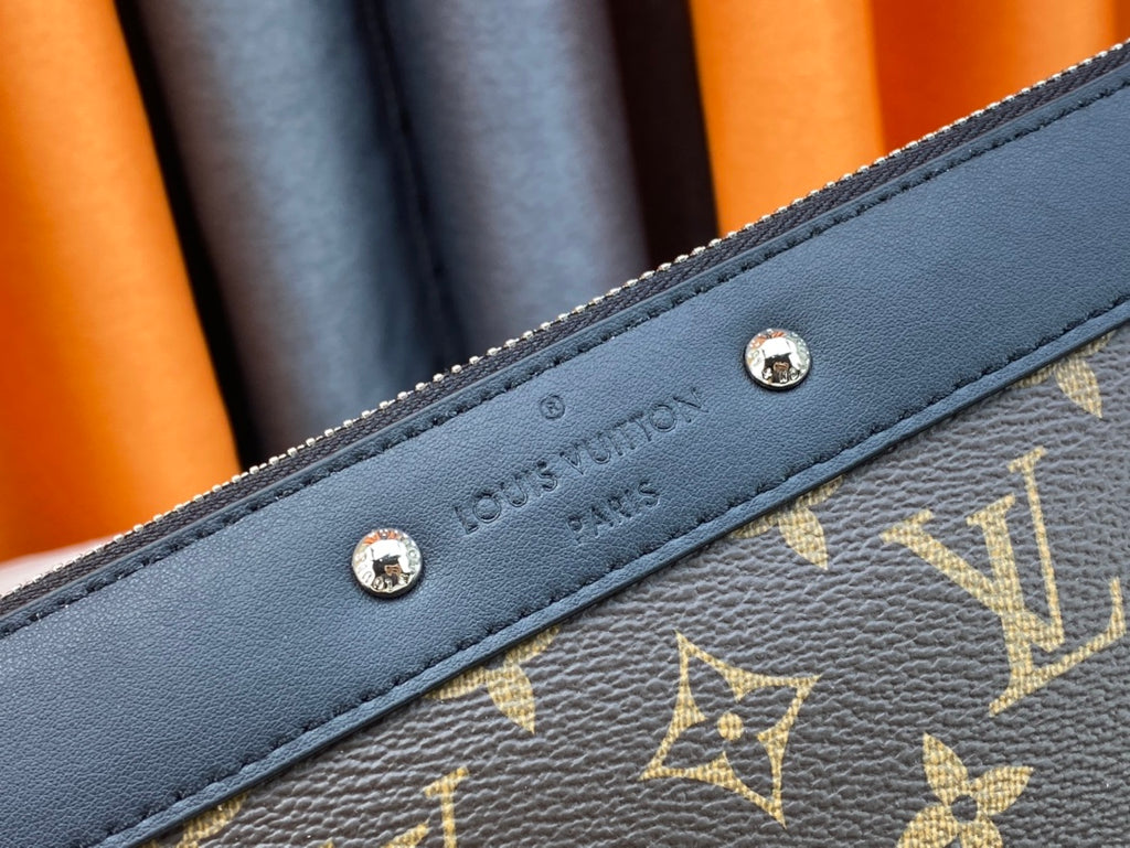 1XE401B Popular   leather bag