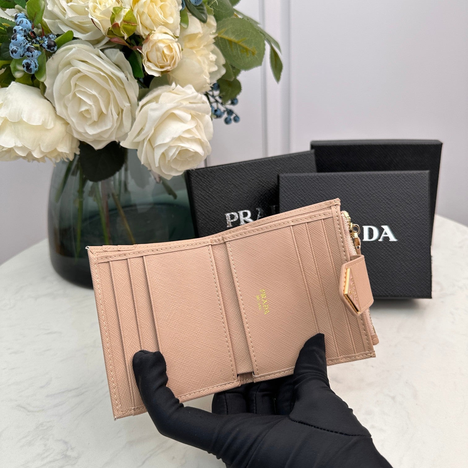 136PP1B Popular card holder