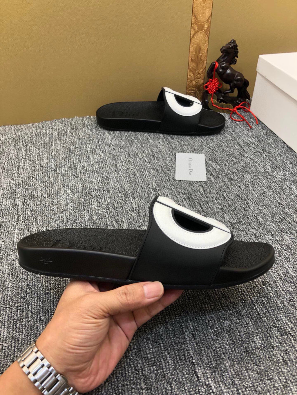 5LD216Z Popular Slippers