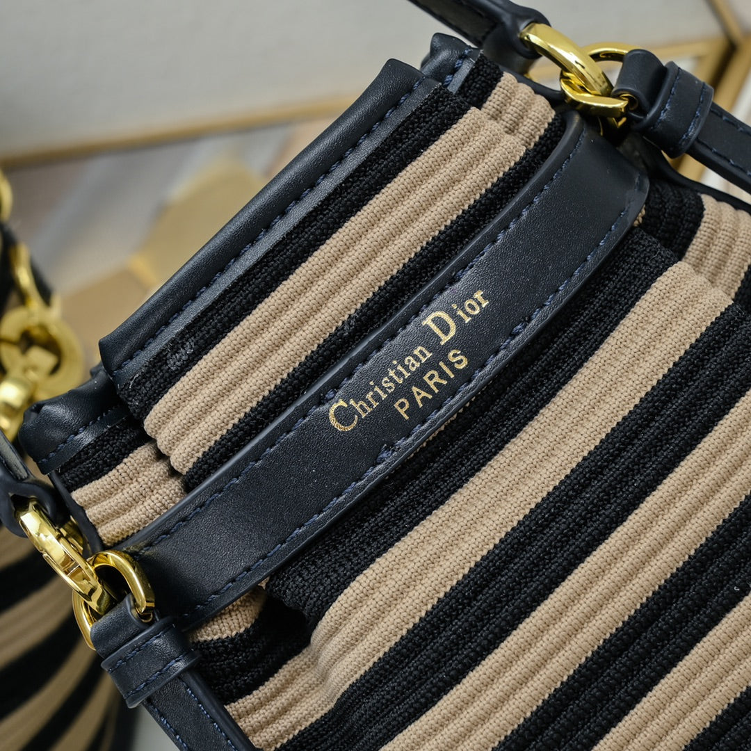 2XD370B Popular    leather bag 