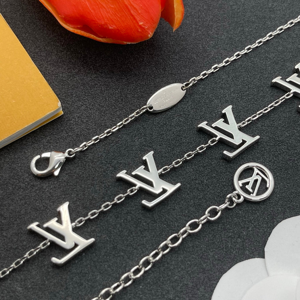 X1N36E69X Popular  Necklaces