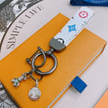 35ZE66A Popular bag 's charms accessories
