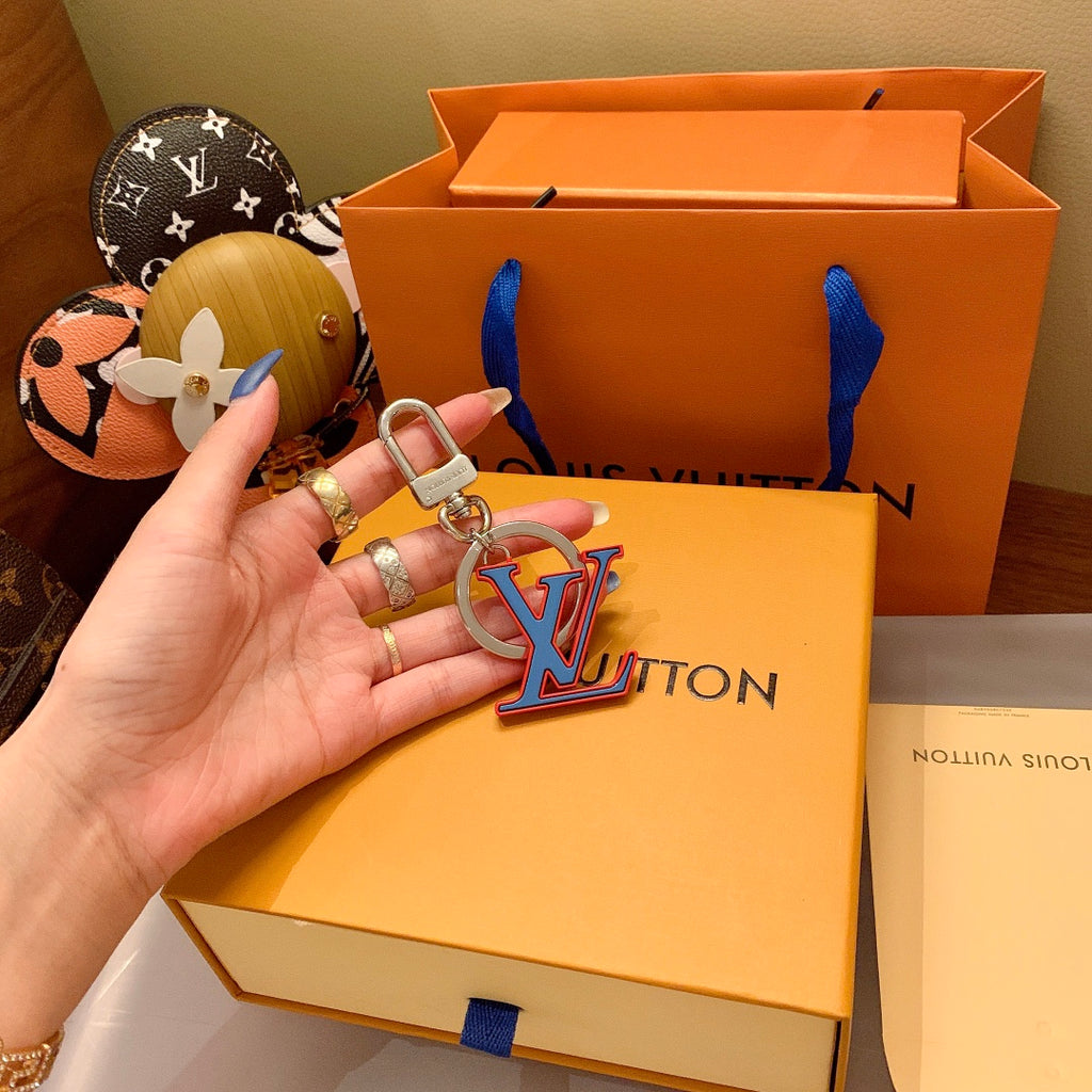 35ZE98A Popular bag 's charms accessories