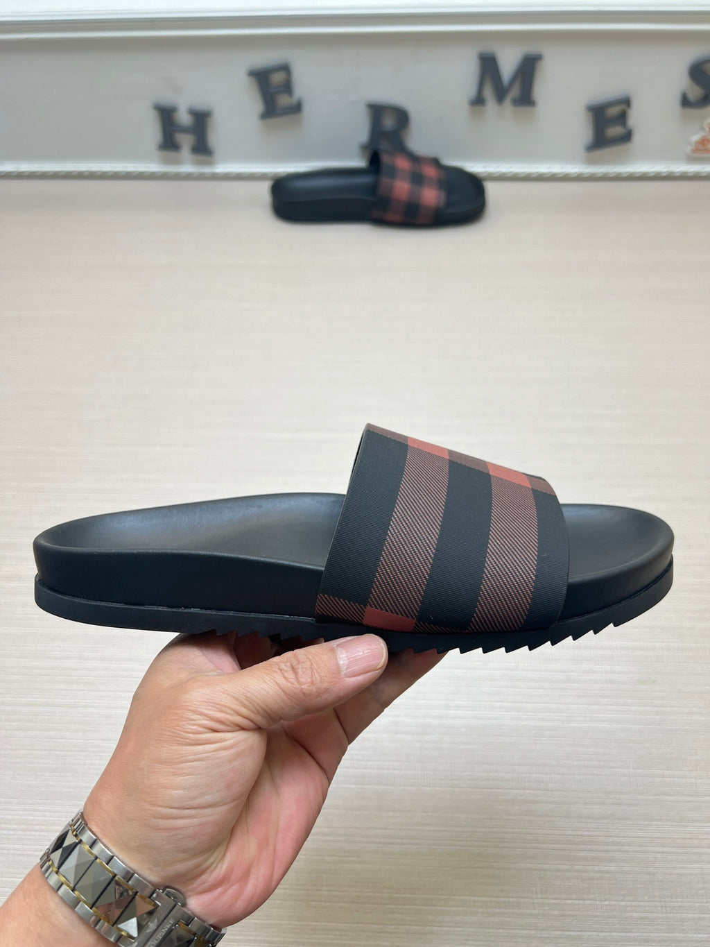 54R119Z Popular slippers