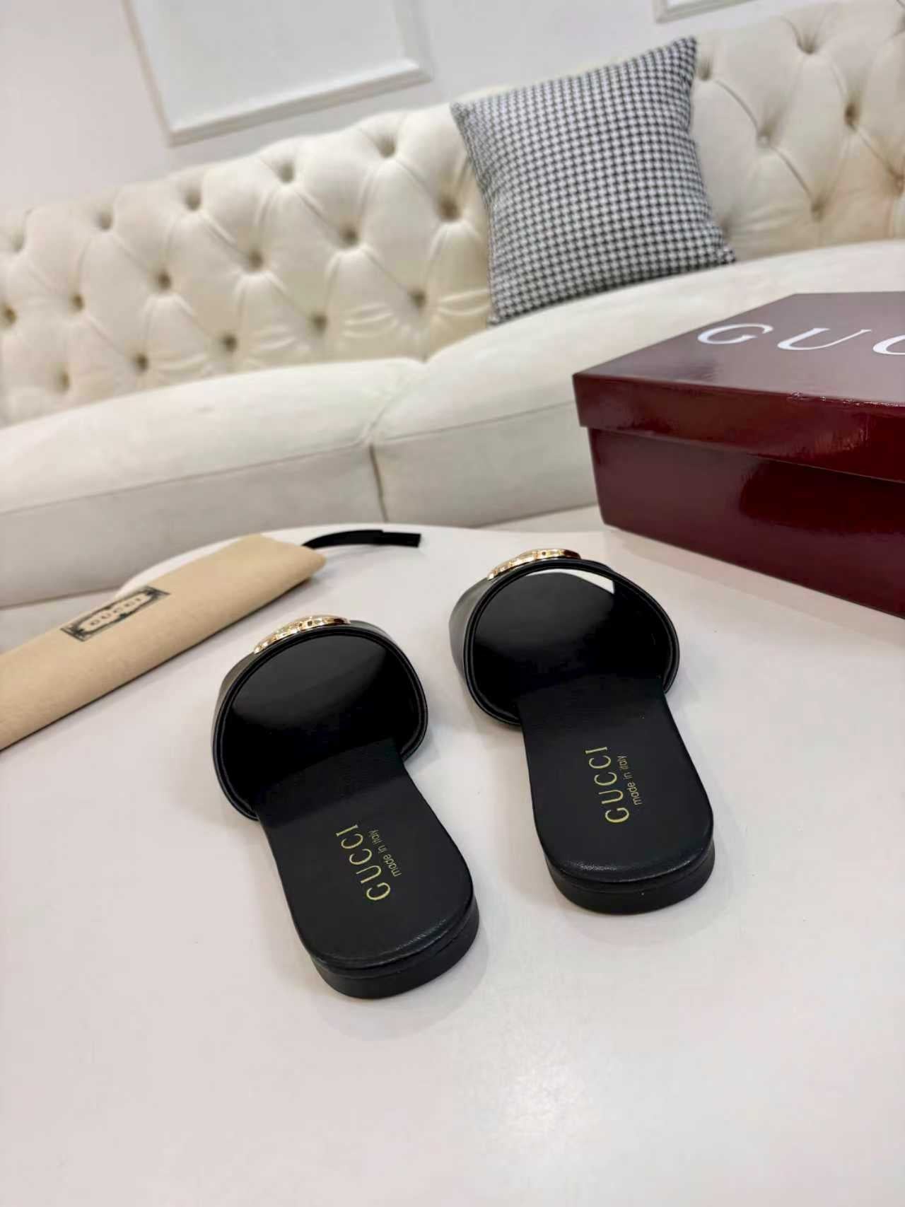Z2P36B43 Popular high-quality leather Shoes