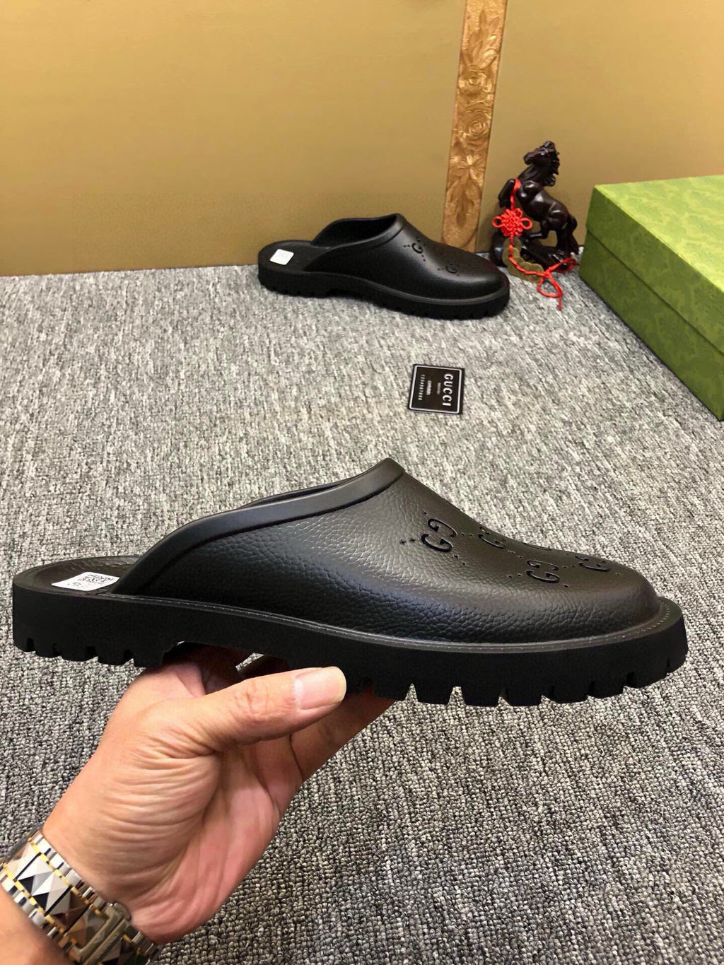 54B26Z Popular slippers