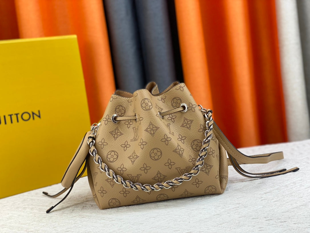 165NE98B Popular   leather bag