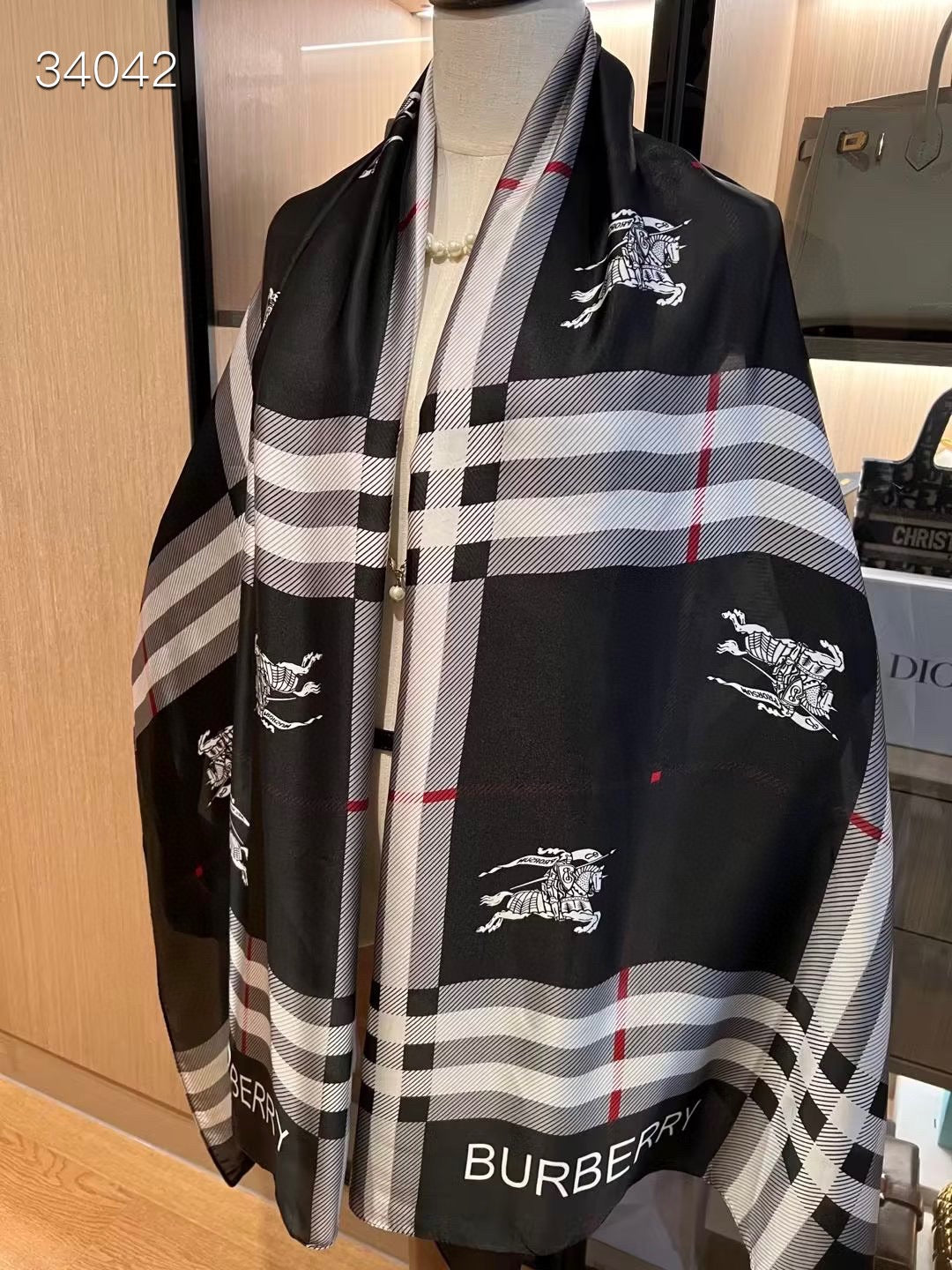 155NR67W Popular Silk Scarve
