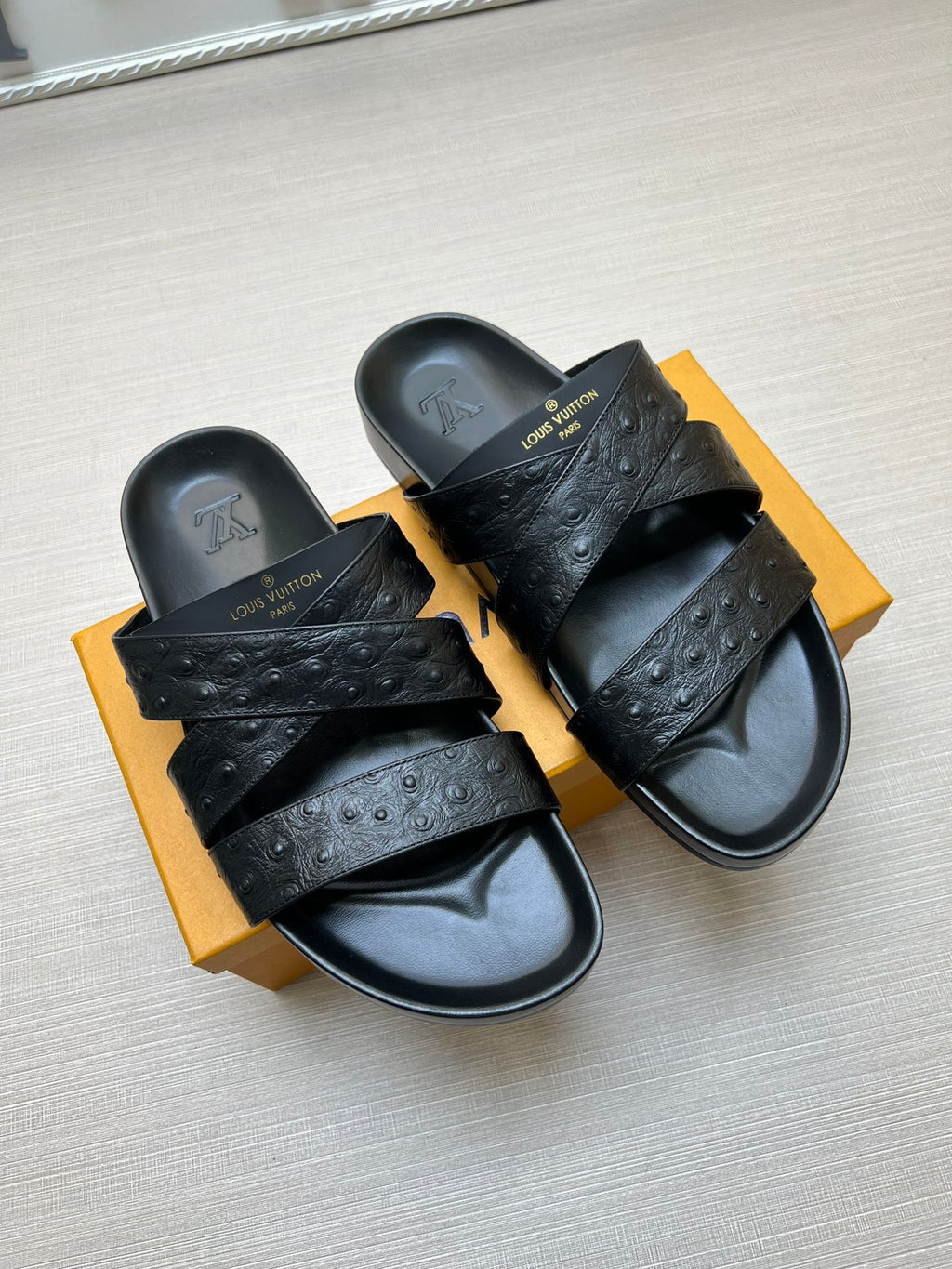 54E89Z Popular slippers