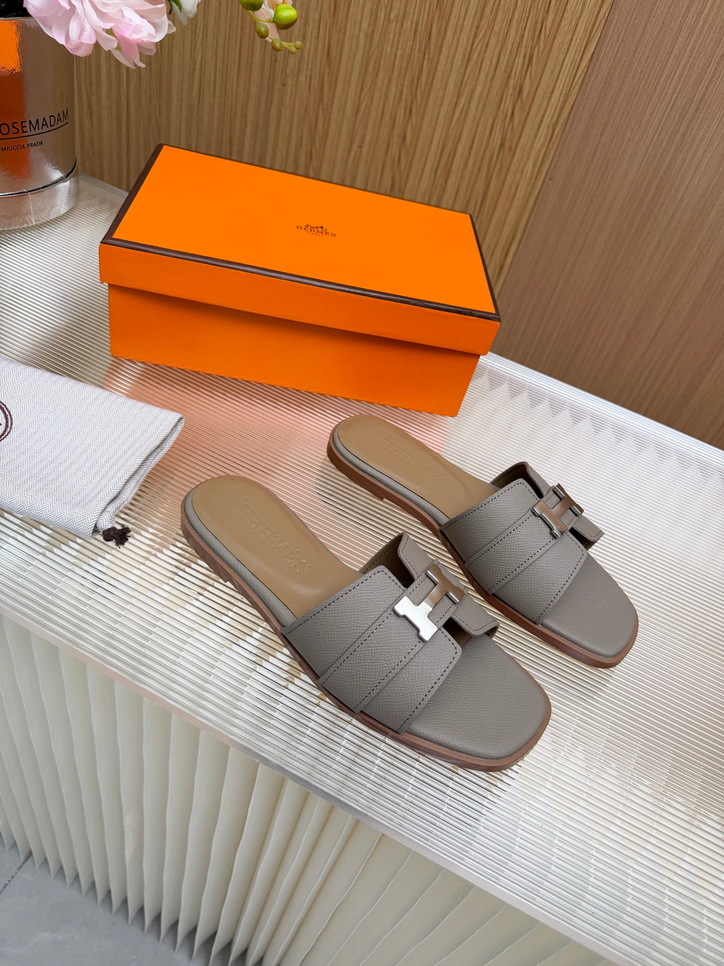 Z2X66H4 Popular high-quality leather Shoes