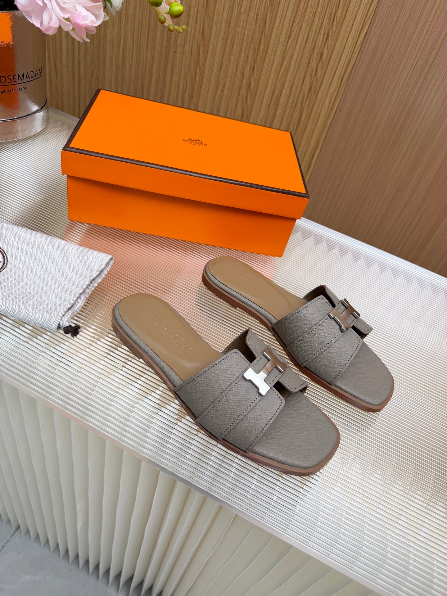 Z2X66H4 Popular high-quality leather Shoes