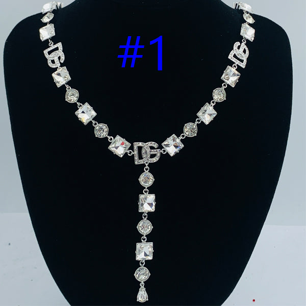 15QA13X Popular Necklace