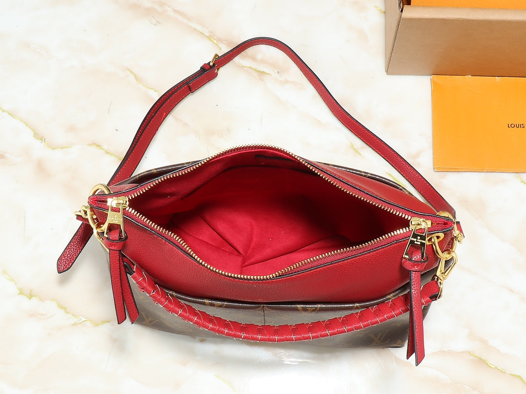 1WE115B Popular leather bag