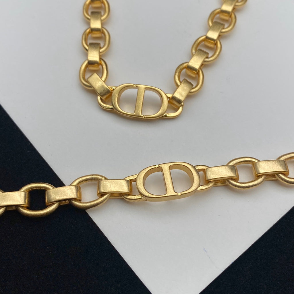 15QD93X Popular Necklace.Bracelet.Earrings