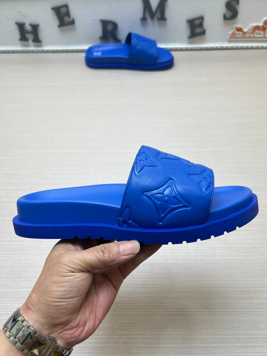 54E3Z Popular slippers