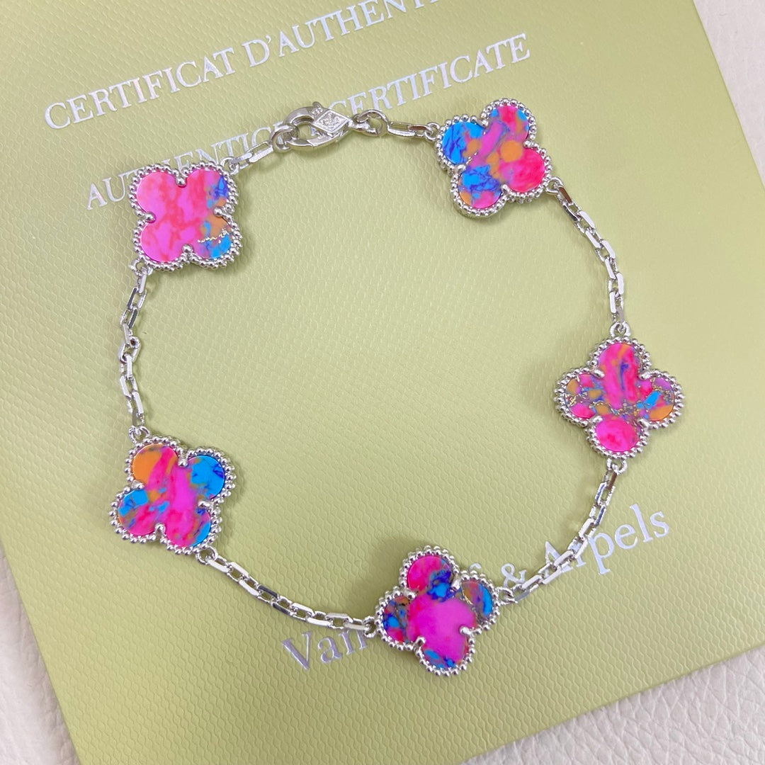 X5Q85VA182X Popular Necklace. Bracelets