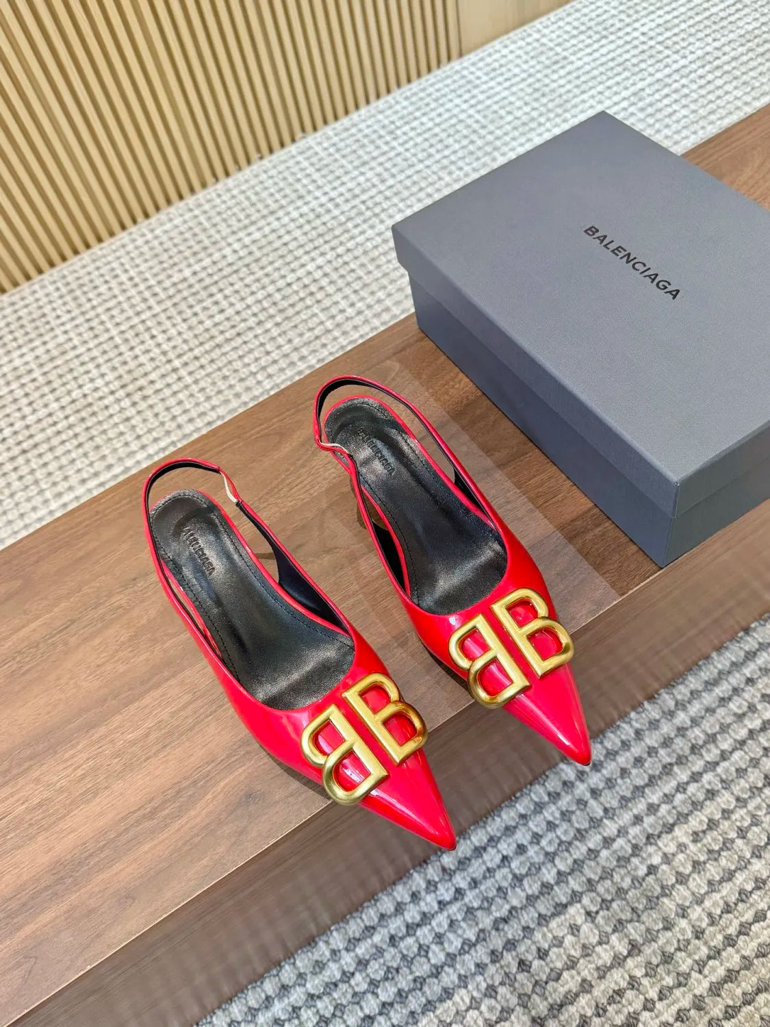 255QJ45Z Popular  leather High heels