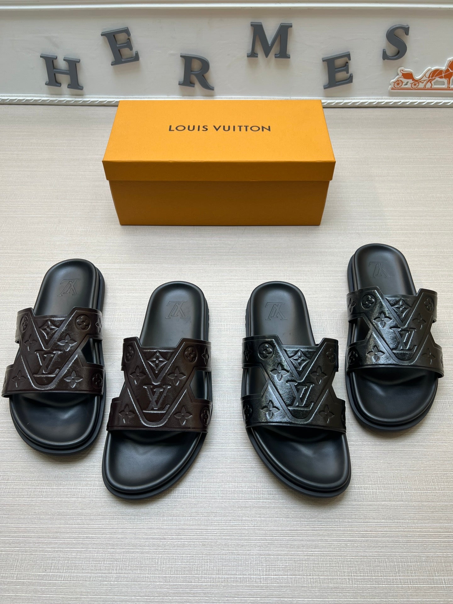 54E67Z Popular slippers