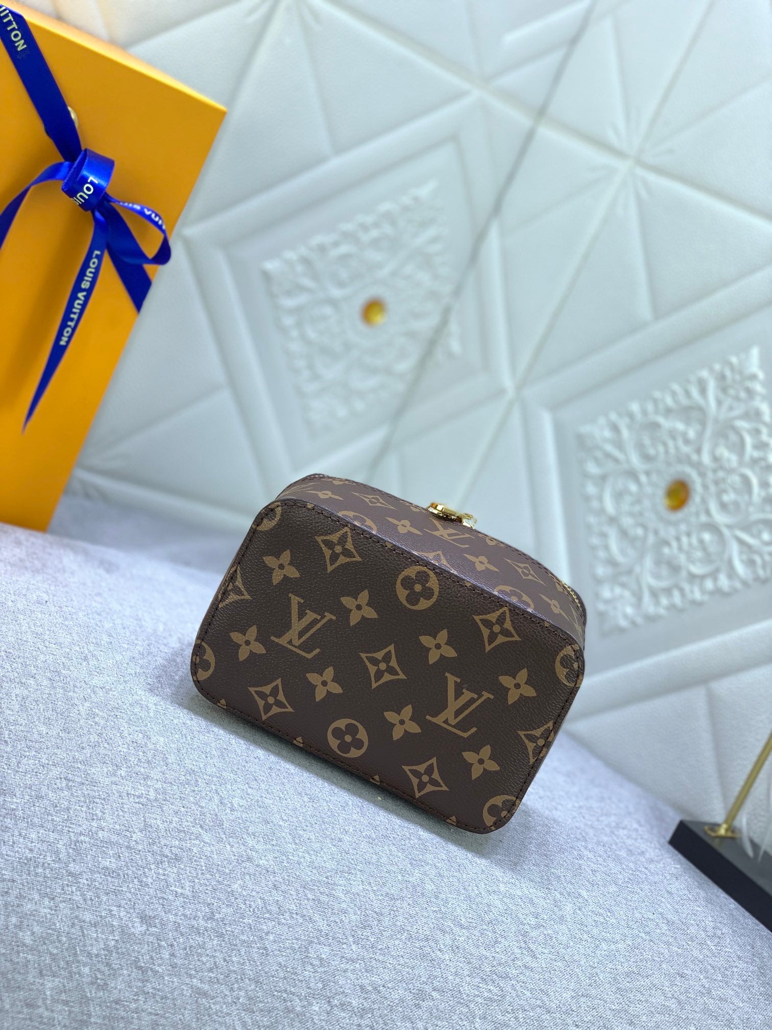 1XE272B Popular  leather bag 