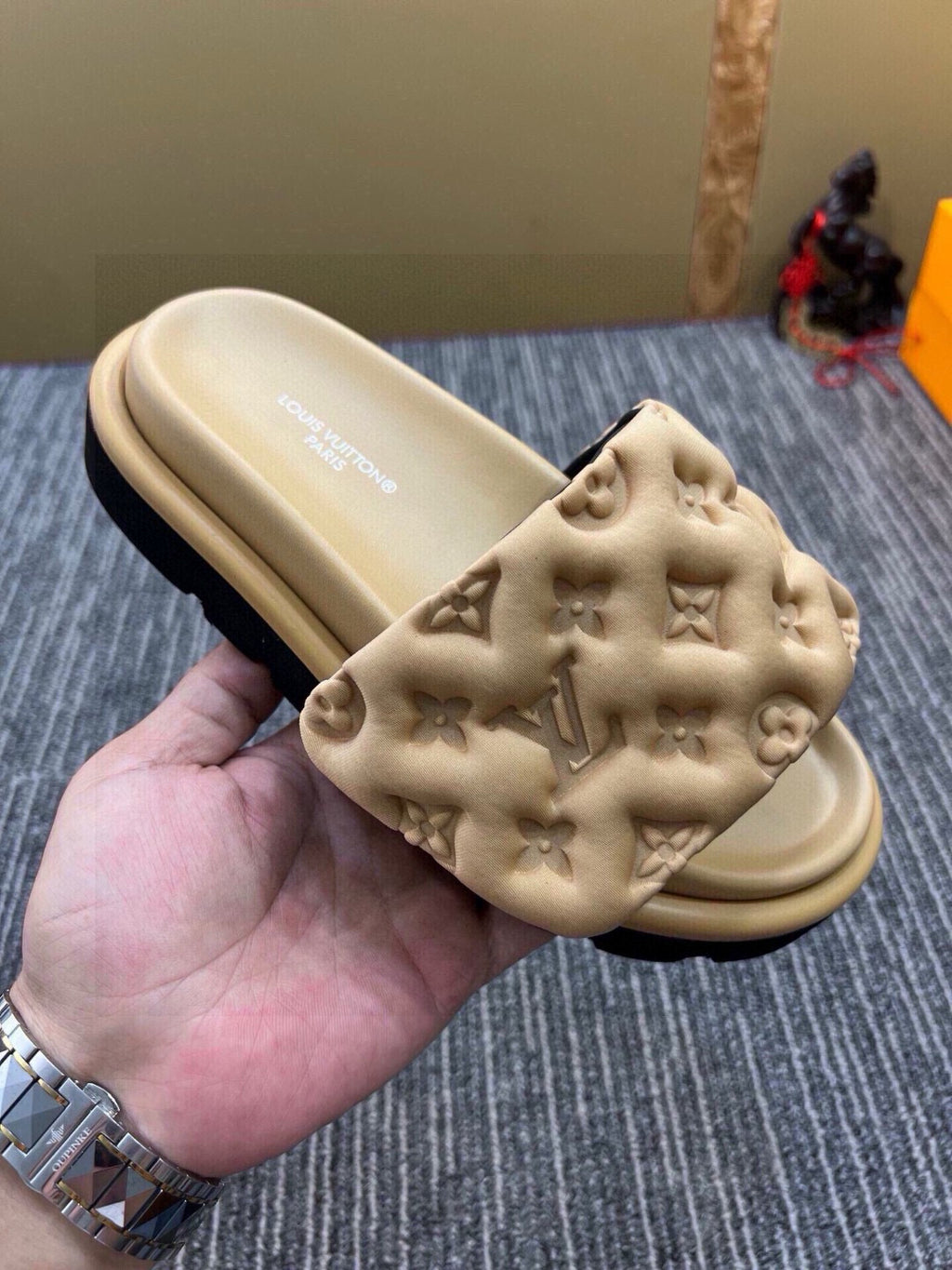 5QE13Z Popular Slippers