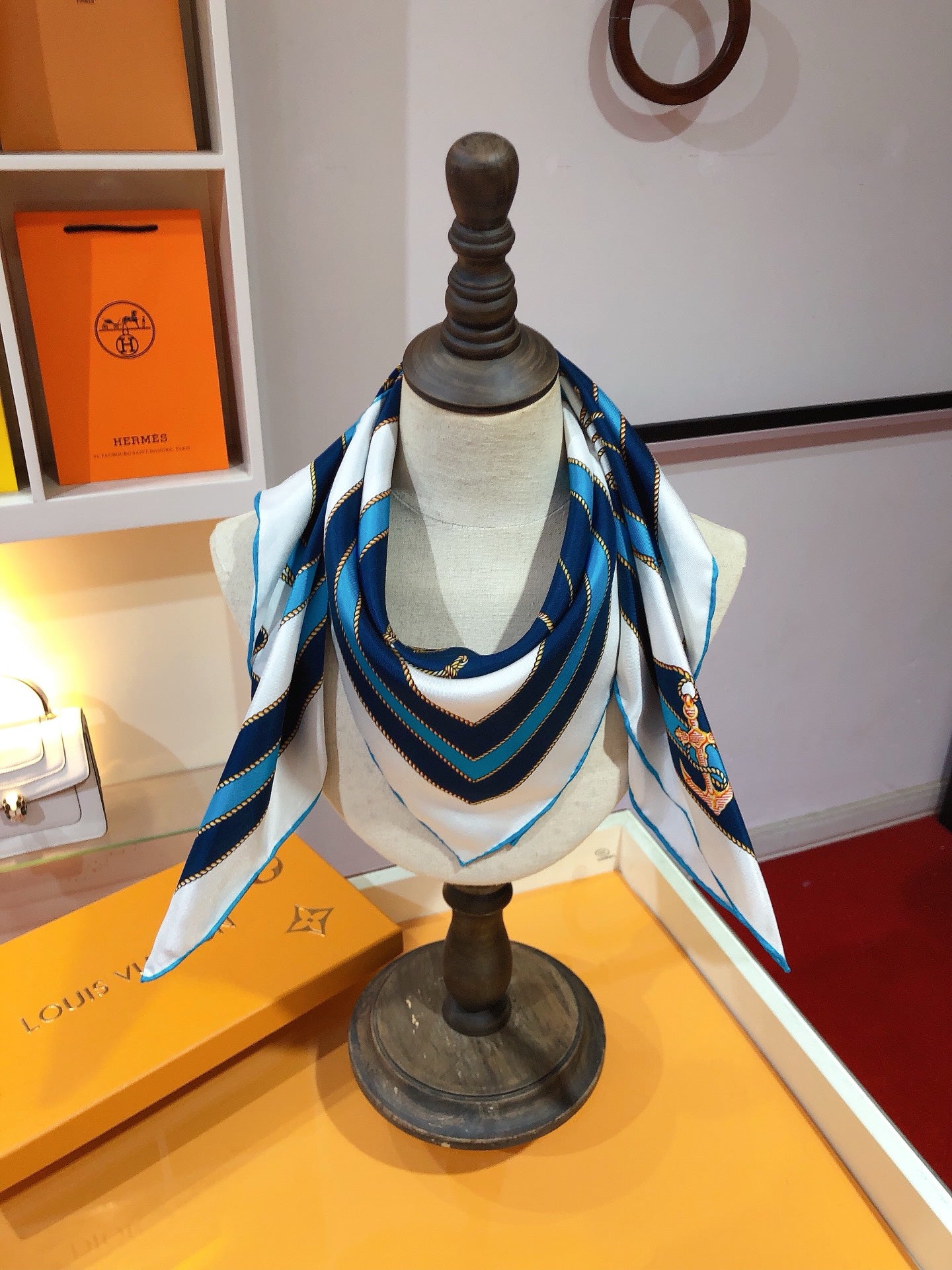 136NE3W Popular Silk Scarve