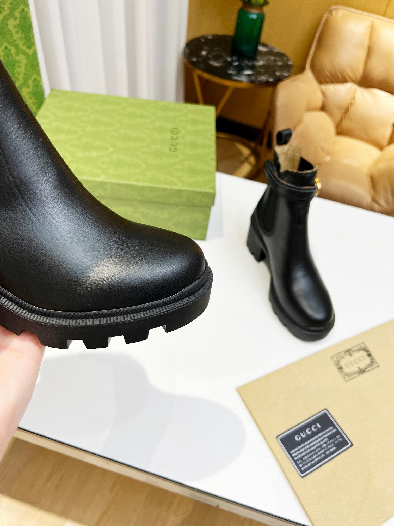 2XB197Z Popular leather boot (top layer leather lining)