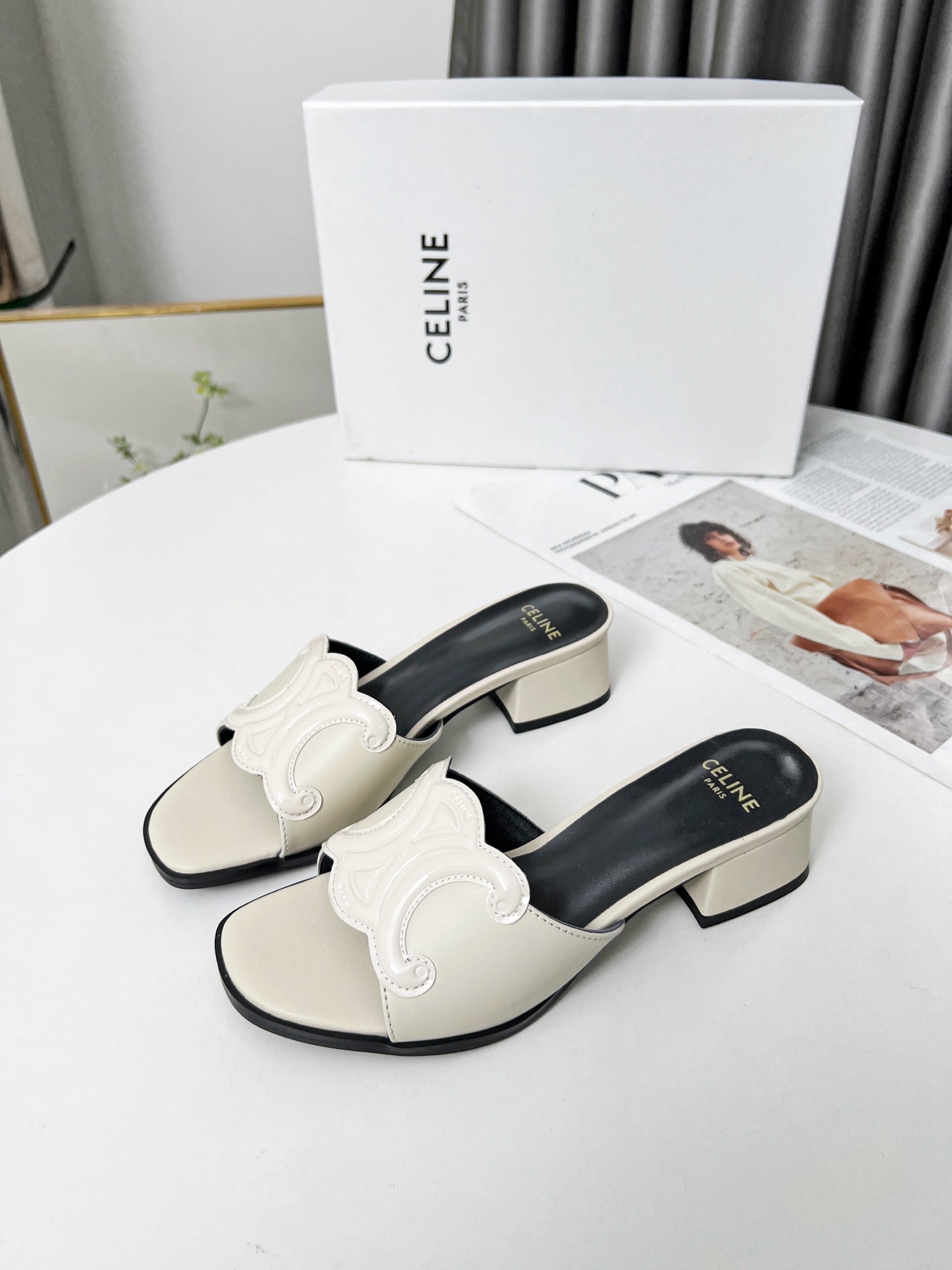 255QCL51Z Popular leather shoes