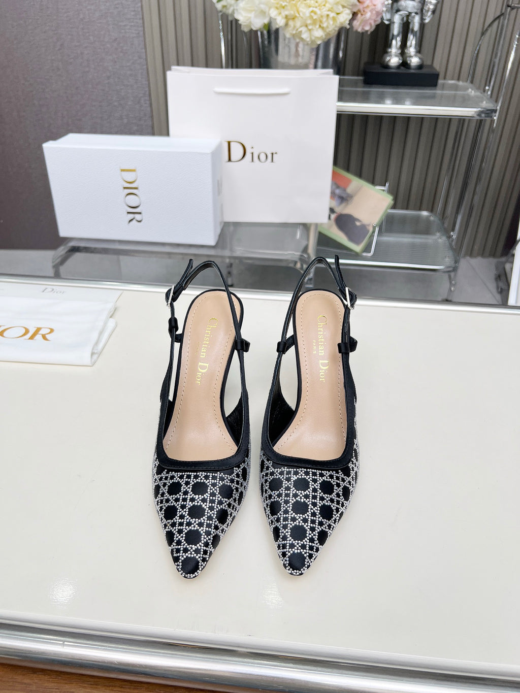 295QD116Z Popular high-quality leather  High heels