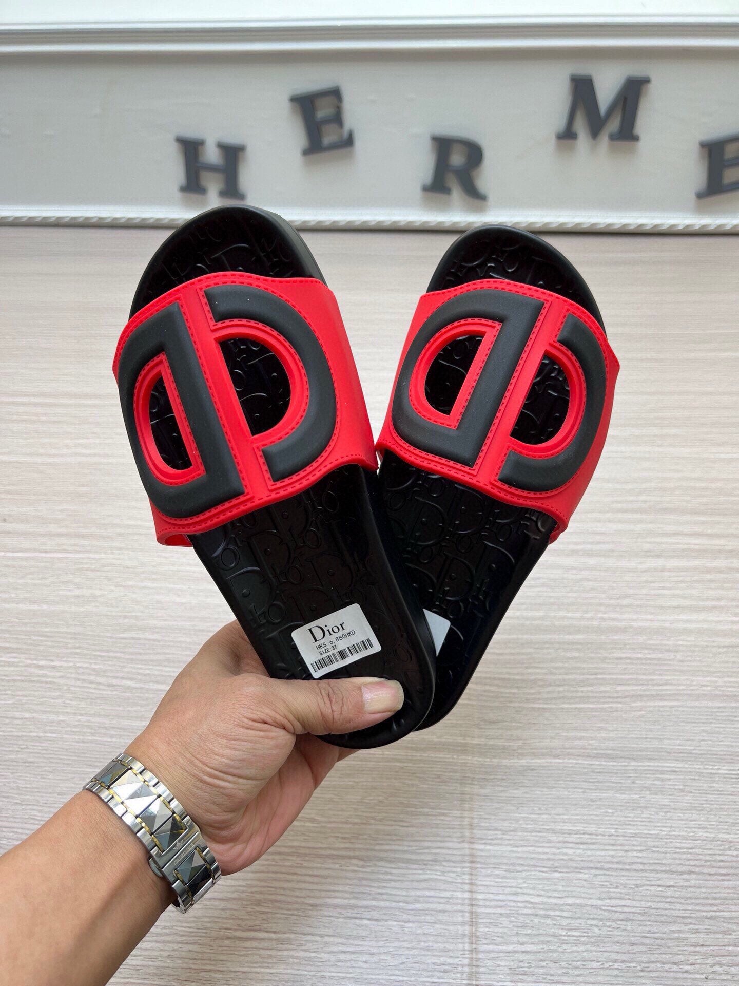5LD213Z Popular Slippers