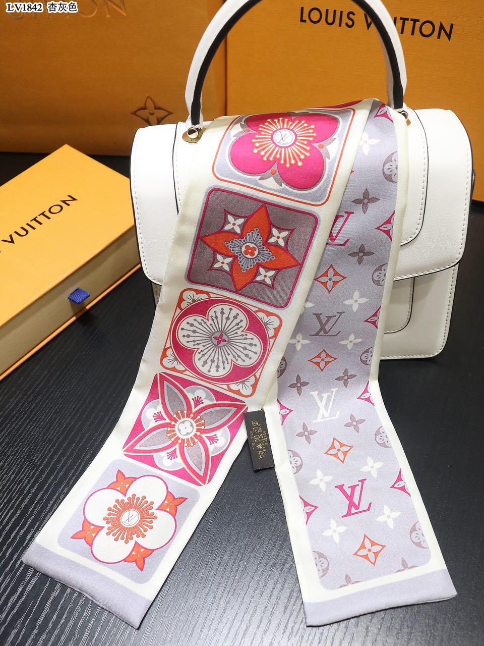 1ZE192W Popular Silk Scarve